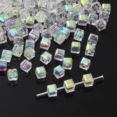 Image de Perles de Verre Carrées Colorées - 10 Pièces