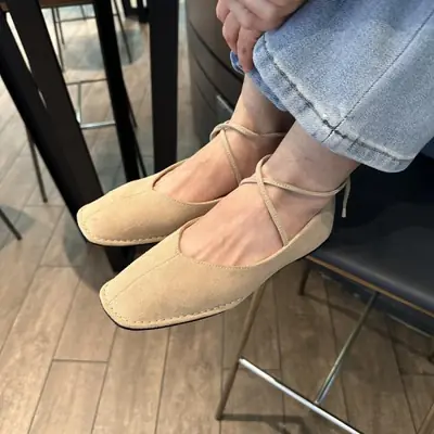 Image de Chaussures Plates Femme - Élégantes & Confortables