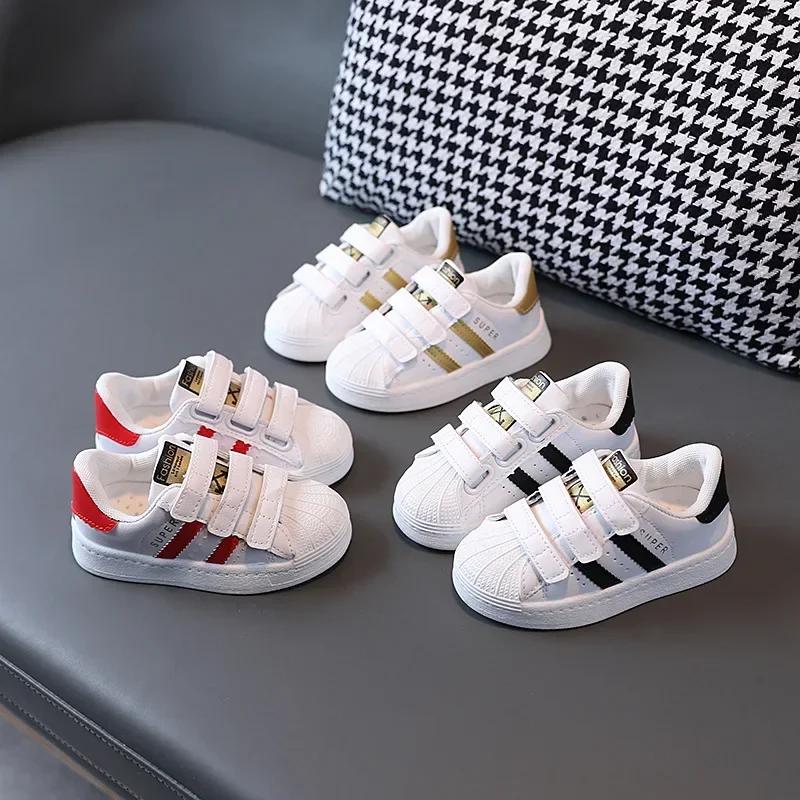 Afbeelding van Kindersneakers Kindermode Ontwerp Witte antislip vrijetijdsschoenen Jongens Meisjes Haak Ademende sneakers Peuter buitenschoenen