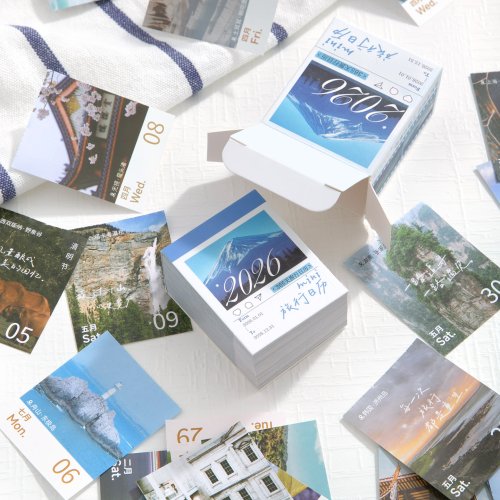 Afbeelding van Journal Go Mini 365-dagse Kalender 2026: Jaarlijkse Planner met Dagelijks Schema, Notitieblok en Organisatiehulp voor Thuis, Kantoor en School
