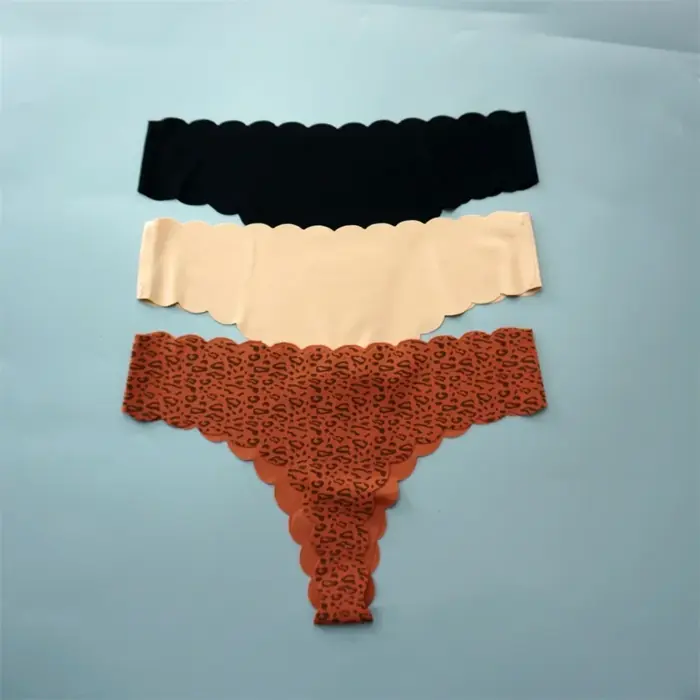 Image de Lingerie Sexy 3 Pièces - Soie Glacée Ultra-Légère