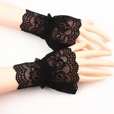 Image de Manches Lolita Tricotées avec Dentelle et Volants