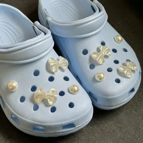 Image de Bijoux de Chaussures Vintage Fleuris & Perles - Style Girly