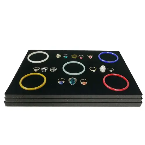 Image de Présentoir de Bijoux Velours Noir & Gris - Organisez Vos Bijoux avec Style