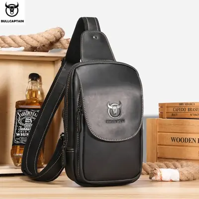 Image de Sac Bandoulière Homme en Cuir Crazy Horse - Style Rétro & Pratique