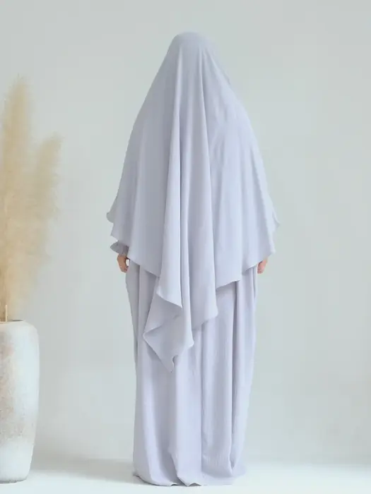 Image de Robe Longue Hijab Élégante - Ensemble 2 Pièces pour Femme Musulmane