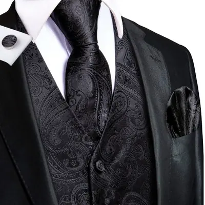 Image de Gilet Violet Homme Élégant - Ensemble Mariage 4 Pièces