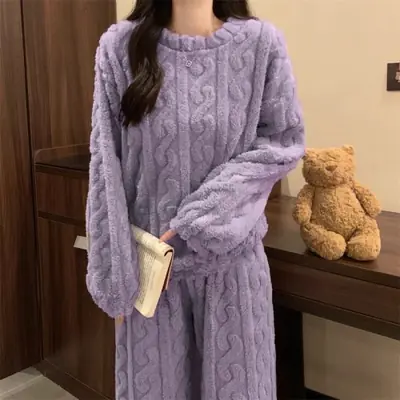 Image de Pyjama Hiver Doux & Chaud - Velours Corail pour Femmes