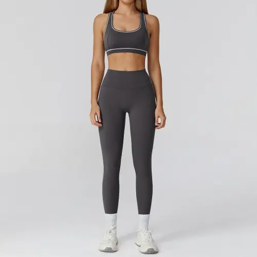 Image de Ensemble Yoga 3 Pièces Femme - Tenue Sportive Élégante & Confortable