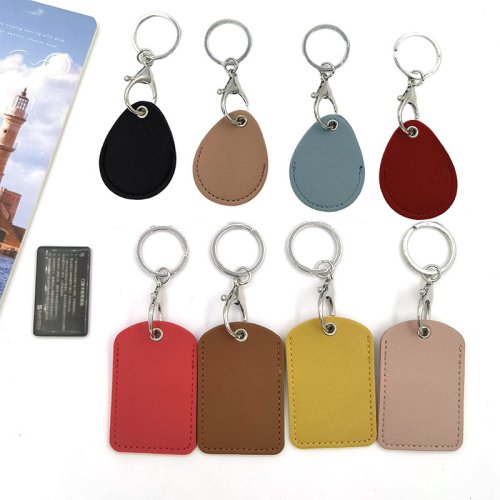 Zdjęcie Eleganckie Skórzane Etui na Dowód Osobisty z Brelokiem do Kluczy – Mini Portfel PU z Uchwytem na Karty Dostępu i Zamek do Drzwi