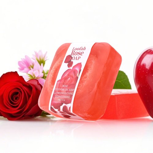 Afbeelding van 100% Natuurlijke Organische Rose & Citroen Gezichts- en Lichaamszeep met Zijde, Kalebasolie en Loofah voor Verhelderende Reiniging