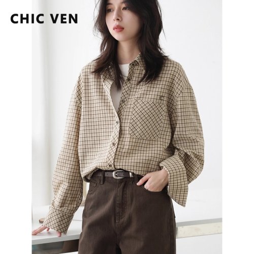 Bild von Chic & Retro: Weibliche Bluse mit Kontrast-Plaid und Stickerei