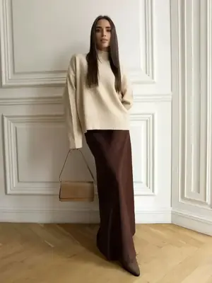Image de Jupe Maxi Satin Élégante Taille Haute