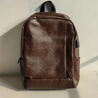 Image de Sac à Dos Homme en Cuir PU - Élégant & Fonctionnel