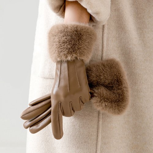 Afbeelding van Luxe Dames Handschoenen van Echt Leer met Zacht Nepbont, Warme Winterhandschoenen met Touchscreen Functie en Winddichte Afwerking