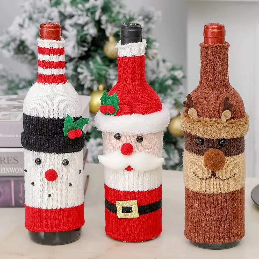 Zdjęcie Świąteczne Pokrowce na Butelki Wina – Santa & Snowman