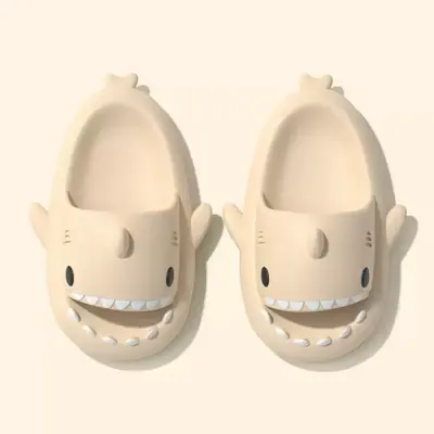 Image de Tongs Requin Antidérapantes - Confort & Style