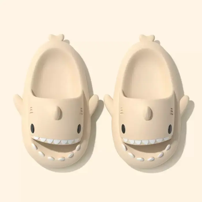 Image de Tongs Requin Antidérapantes - Confort & Style