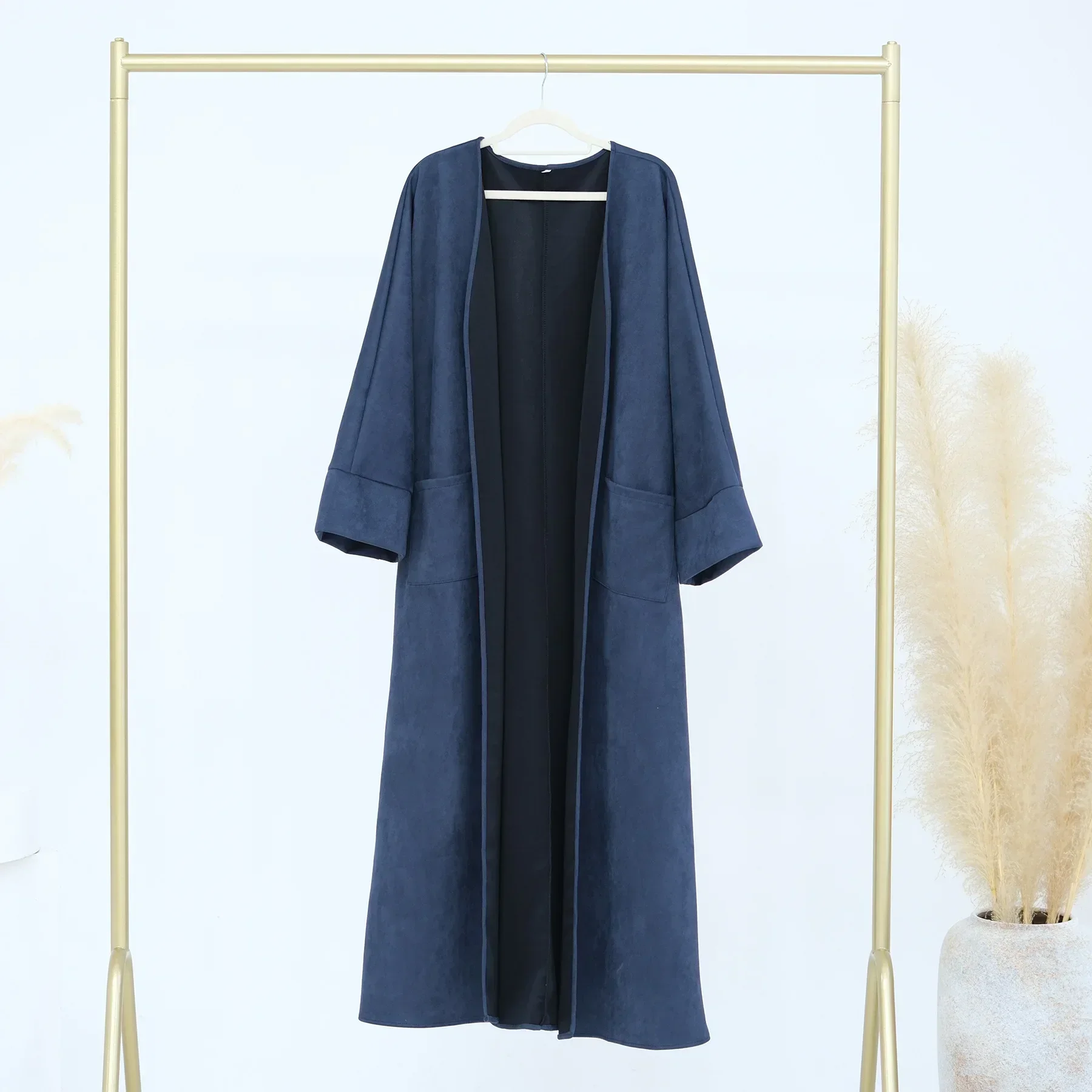 Immagine di Cardigan Modesto Elegante per Donne Musulmane