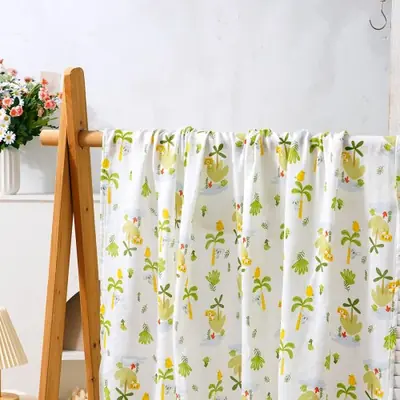 Image de Serviette d'emmaillotage bébé en mousseline de coton et bambou