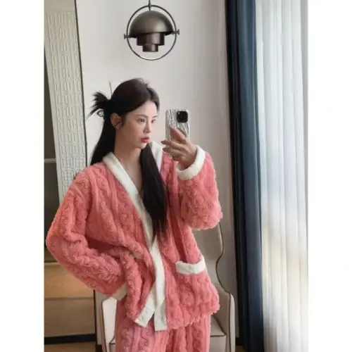 Image de Pyjama Hiver Femme 2 Pièces Chaud & Confortable