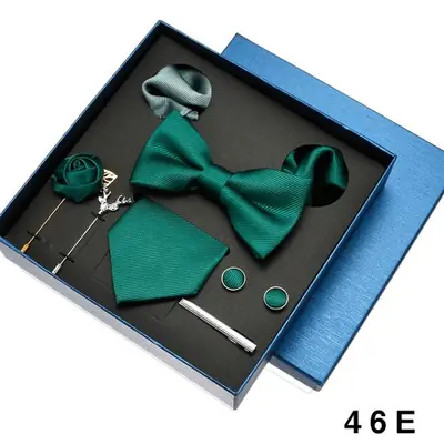 Image de Cravate Homme Classique Rouge Bleu Noir - Ensemble Élégant