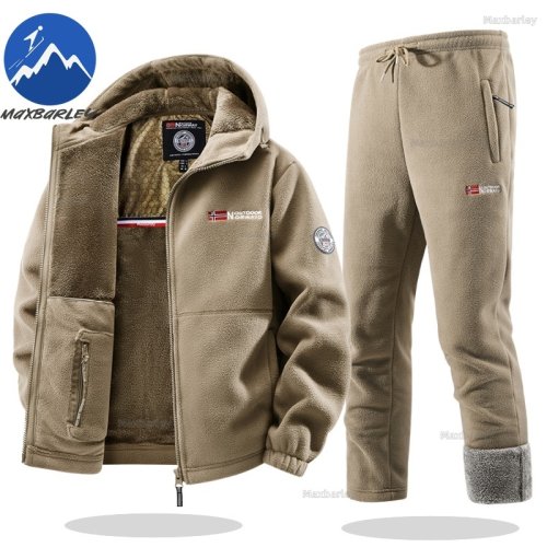 Afbeelding van Stijlvolle Retro Winter Trainingsset voor Heren