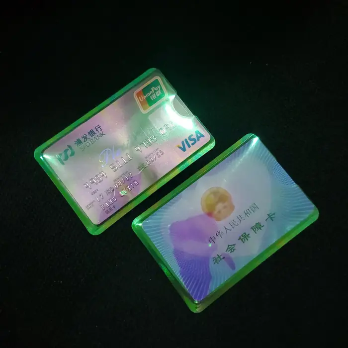 Image de Étui Transparent Anti-UV pour Cartes d'Identité & Crédit - 5 Pièces
