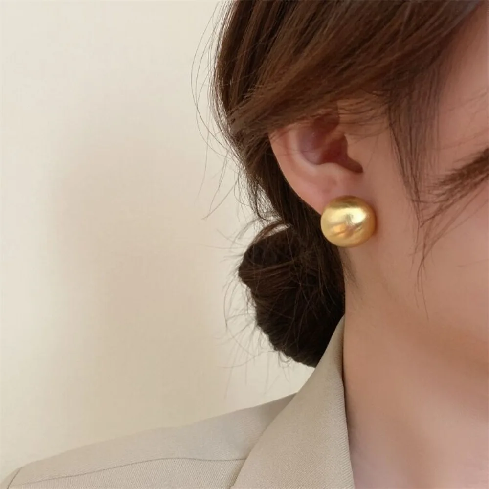 Image de Boucles d'oreilles rondes mates tendance coréenne