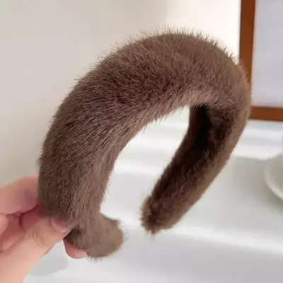Image de Bandeaux en Peluche Douce - Coiffure Hiver pour Femmes et Filles