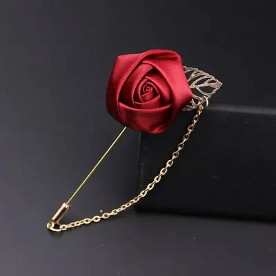 Image de Boutonnière Mariage Homme - Rouge Bordeaux Soie Rose