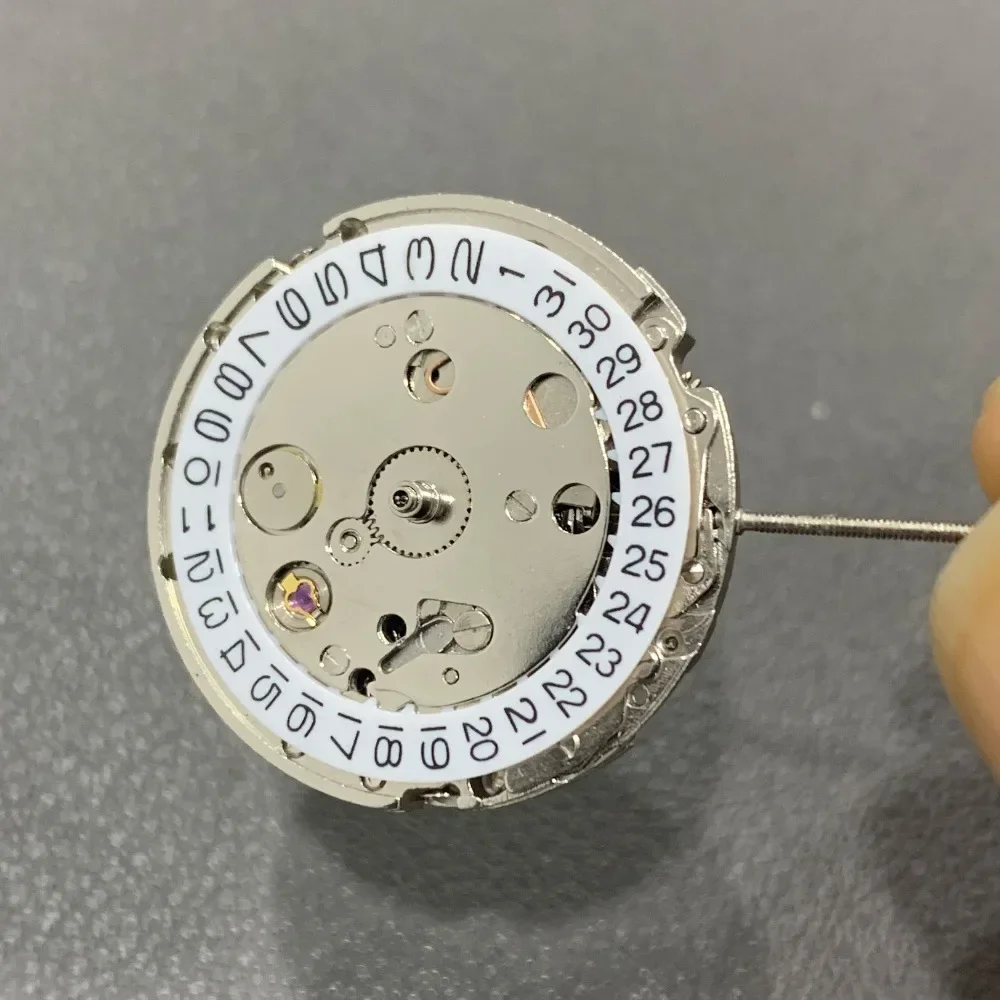 Zdjęcie Mechanizm zegarka 2813 Mechanizm mechaniczny 3 wskazówki Pojedynczy kalendarz Automatyczny dla mechanizmu zegarka 2813 DG2813 Części do naprawy zegarków