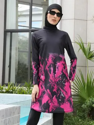 Image de Burkini Femme Modèle Élégant & Couvrant