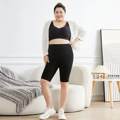 Image de Leggings Noirs Grande Taille - Élastiques & Confortables