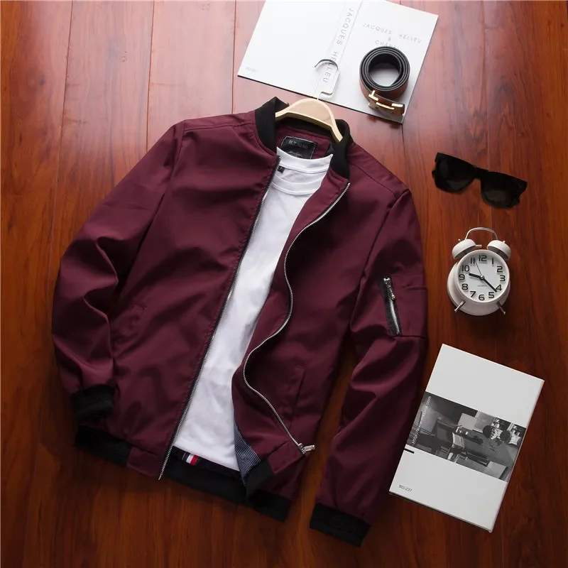 Bild von Stilvolle Slim-Fit Bomber Jacke für Herren – Schwarz, Modern & Hip-Hop