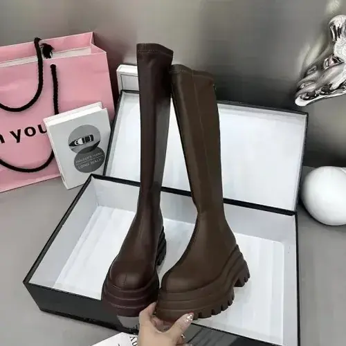 Image de Bottes Hiver Femmes - Élégantes & Chaudes