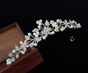Image de Couronne de Mariée Perles & Strass - Bandeau Princesse Élégant