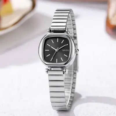 Image de Montre Carrée Femme - Élégante & Résistante