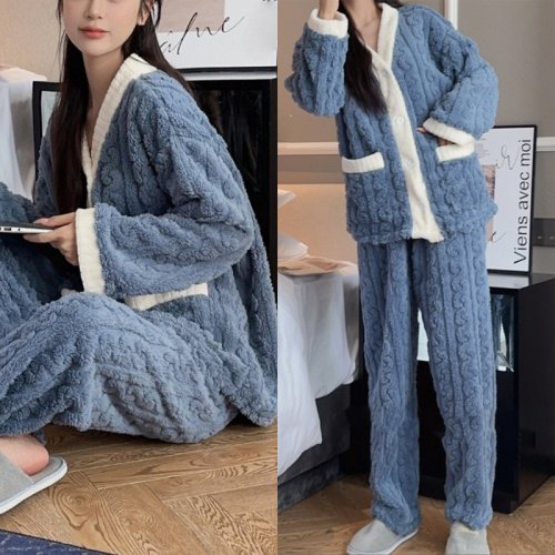 Bild von Gemütliche Winter-Pyjama-Set für Damen – Warm & Weich