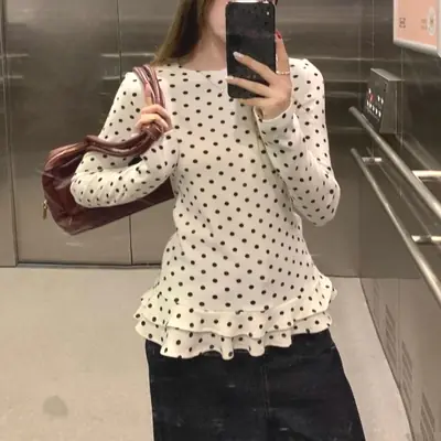 Image de T-Shirt Coréen à Volants & Pois - Style Doux et Féminin