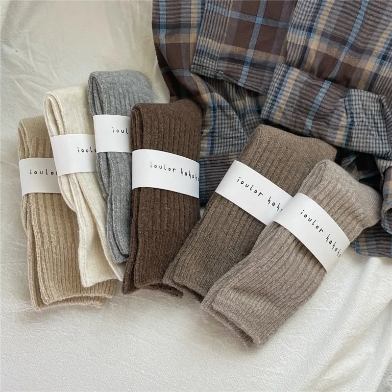 Image de Chaussettes Thermiques Cachemire Femme - Ultra-Chaudes & Confortables