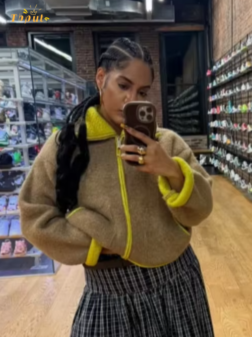 Bild von Modische Strickjacke mit Stehkragen – Ideal für den Alltag