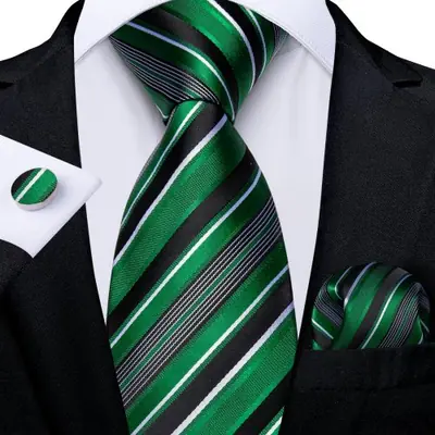 Image de Cravate Paisley Vert & Or - Élégance masculine