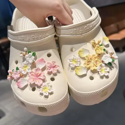 Image de Sakura - Décorations de Chaussures Fleuries
