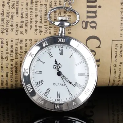 Image de Montre de Poche Vintage Transparente avec Collier Blanc