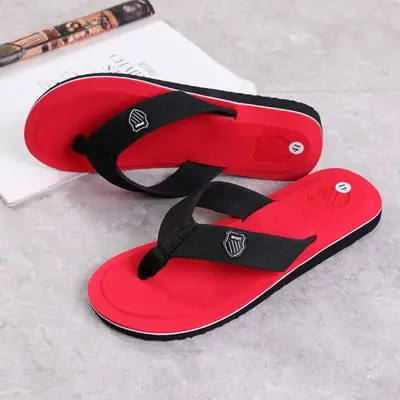 Image de Pantoufles Hommes Confortables - Tongs Plates & Souples pour Plage et Jardin