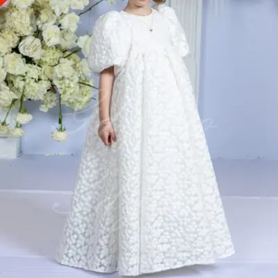 Image de Robe Princesse Blanche pour Fille - Manches Ballon & Dentelle