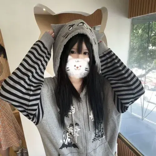 Image de Hoodie Chat avec Oreilles - Style Y2K Anime