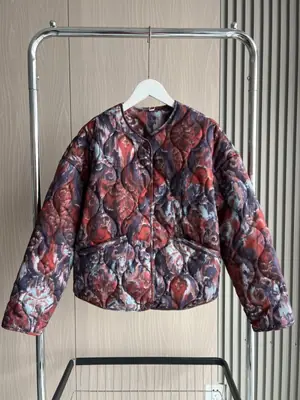Image de Veste Imprimée Vintage Élégante Femme