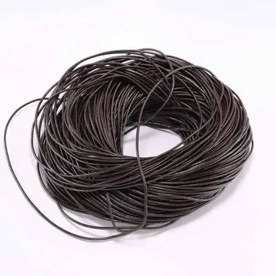 Image de Cuir de Vache 1.6mm - Lot de 2.5m pour Bracerets DIY